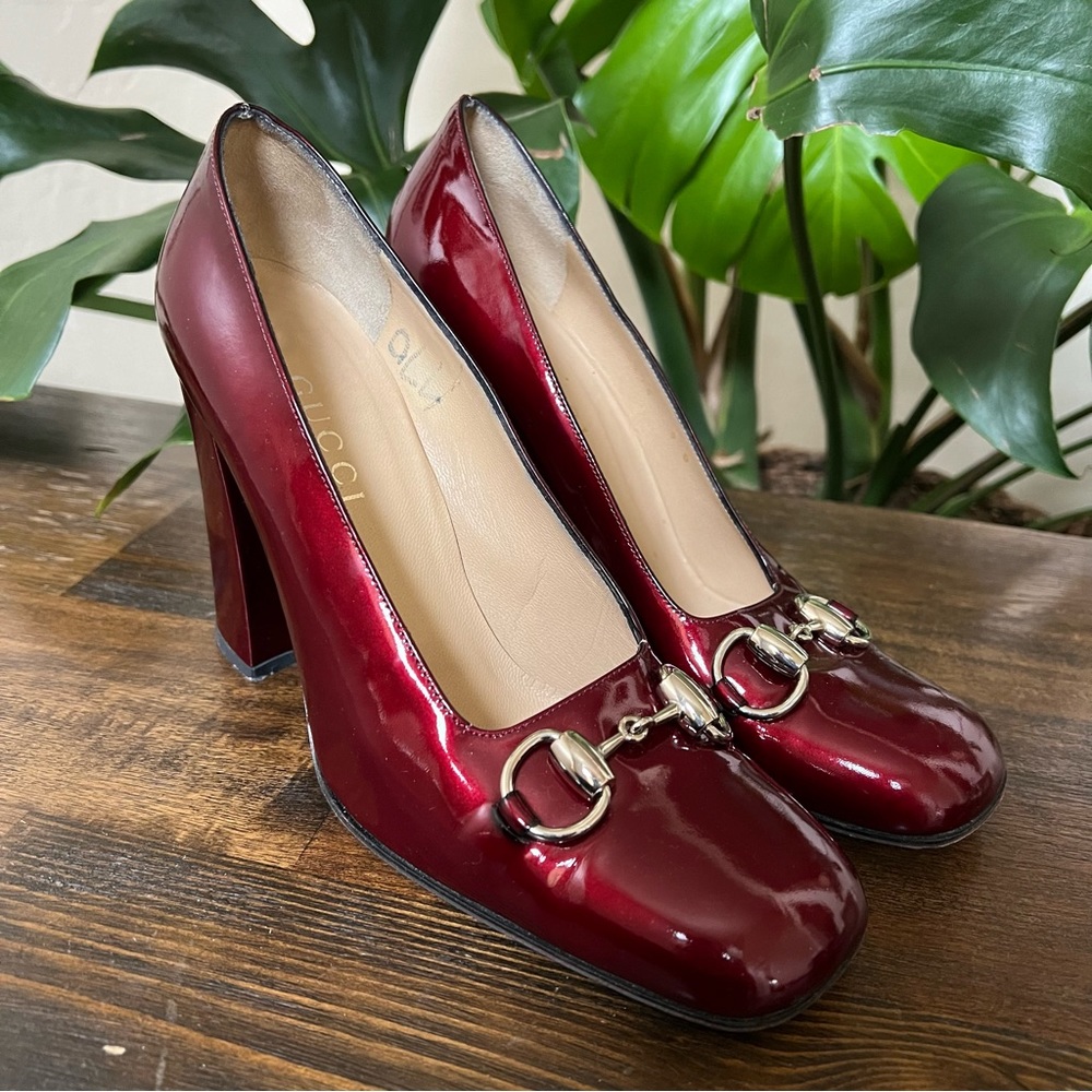 Gucci Burgundy Horsebit Chain Block Heel Pps 9B Used Twice! Retail $920